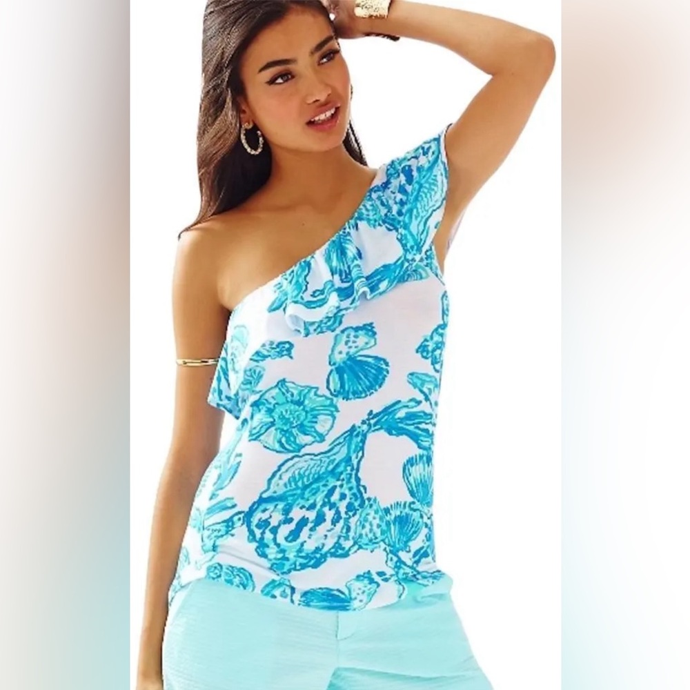 Lilly Pulitzer Neveah Top, Resort White Barefoot Princess pattern. Size Medium.